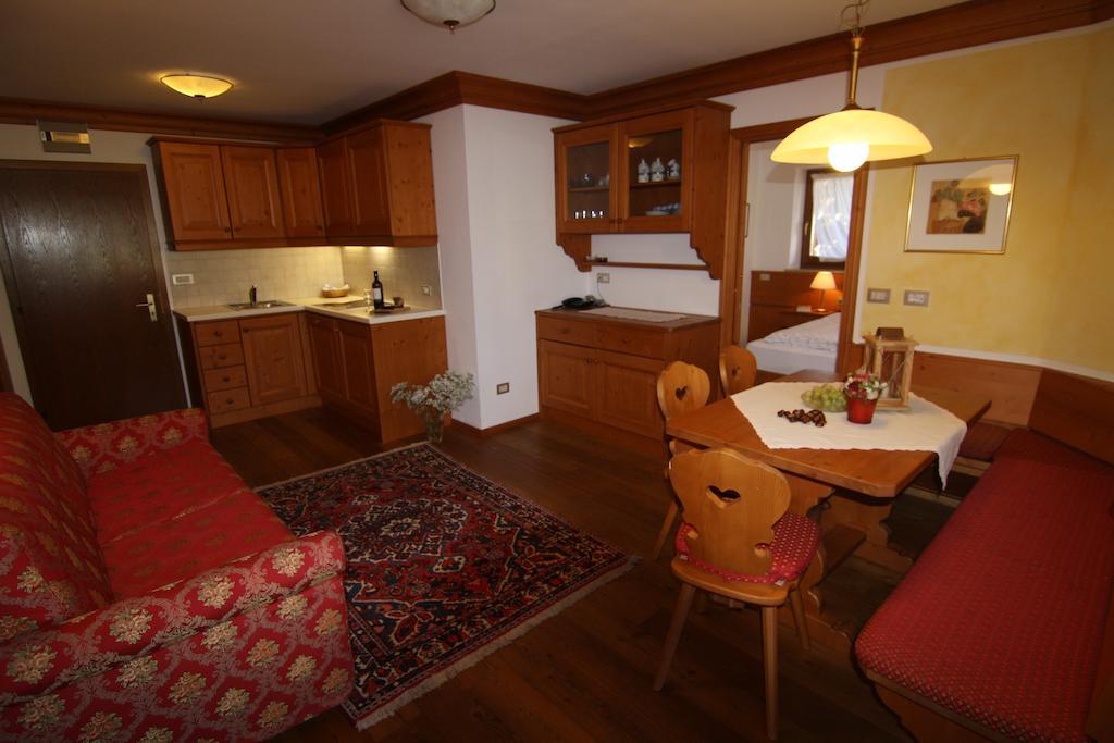 Residence Mairhofer Dobbiaco Room photo